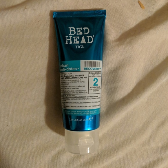 Accessories - TIGI Urban Antidotes Recovery Level 2 Conditioner Accessories - TIGI Urban Antidotes Recovery Level 2 Conditioner